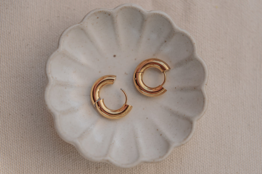Georgie Bold Hoop